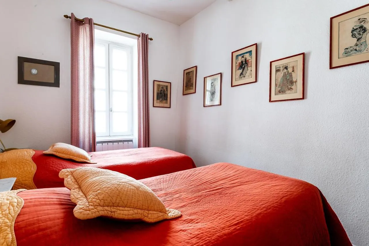 Avignon Centre 3 Chbres 6 Pers 200M Pont D Avignon Apartment 0*,  France
